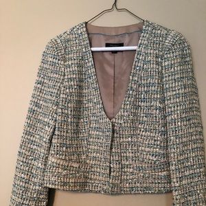 Cropped tweed jacket 18 inches long
